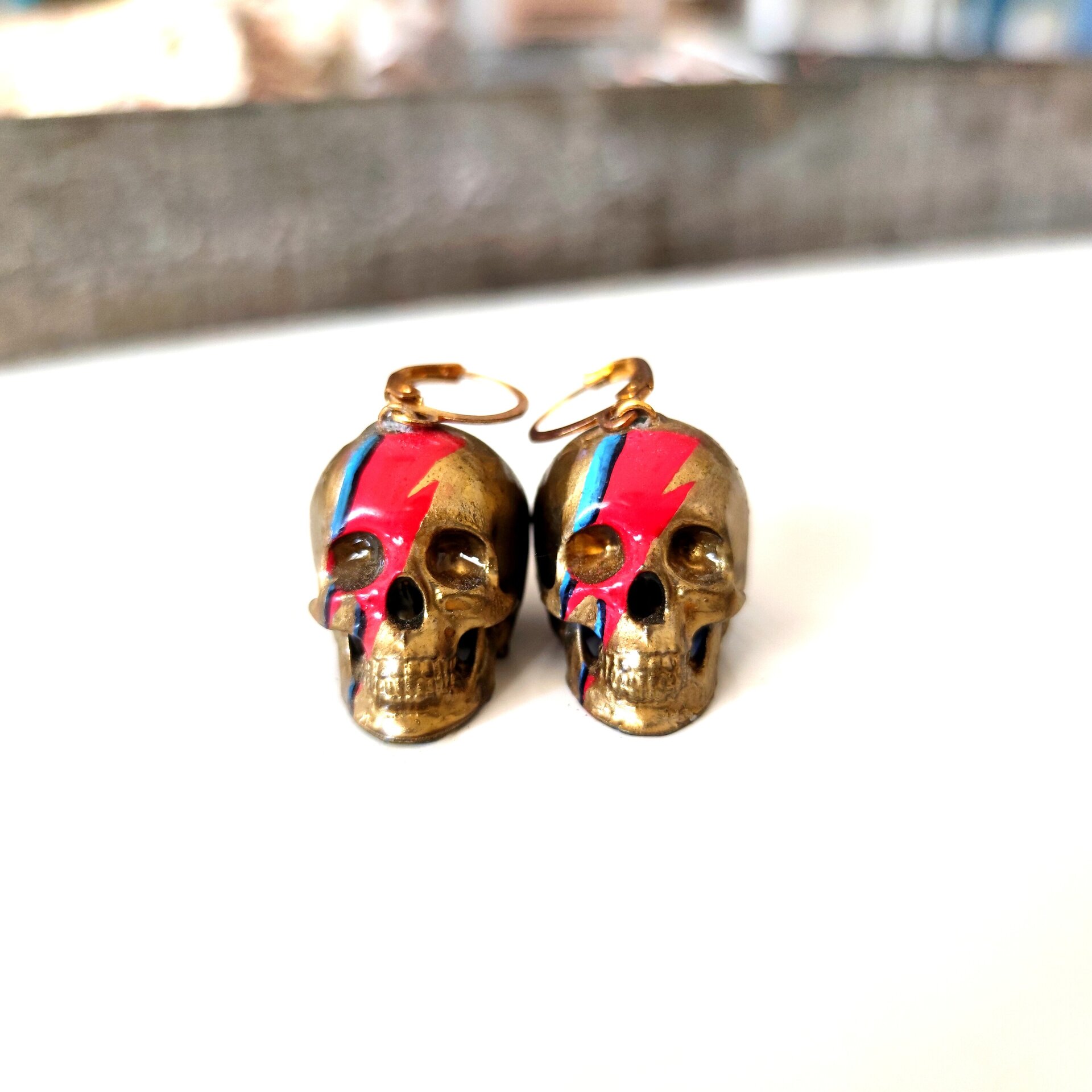 Pendientes Skull Bowie oro - 3