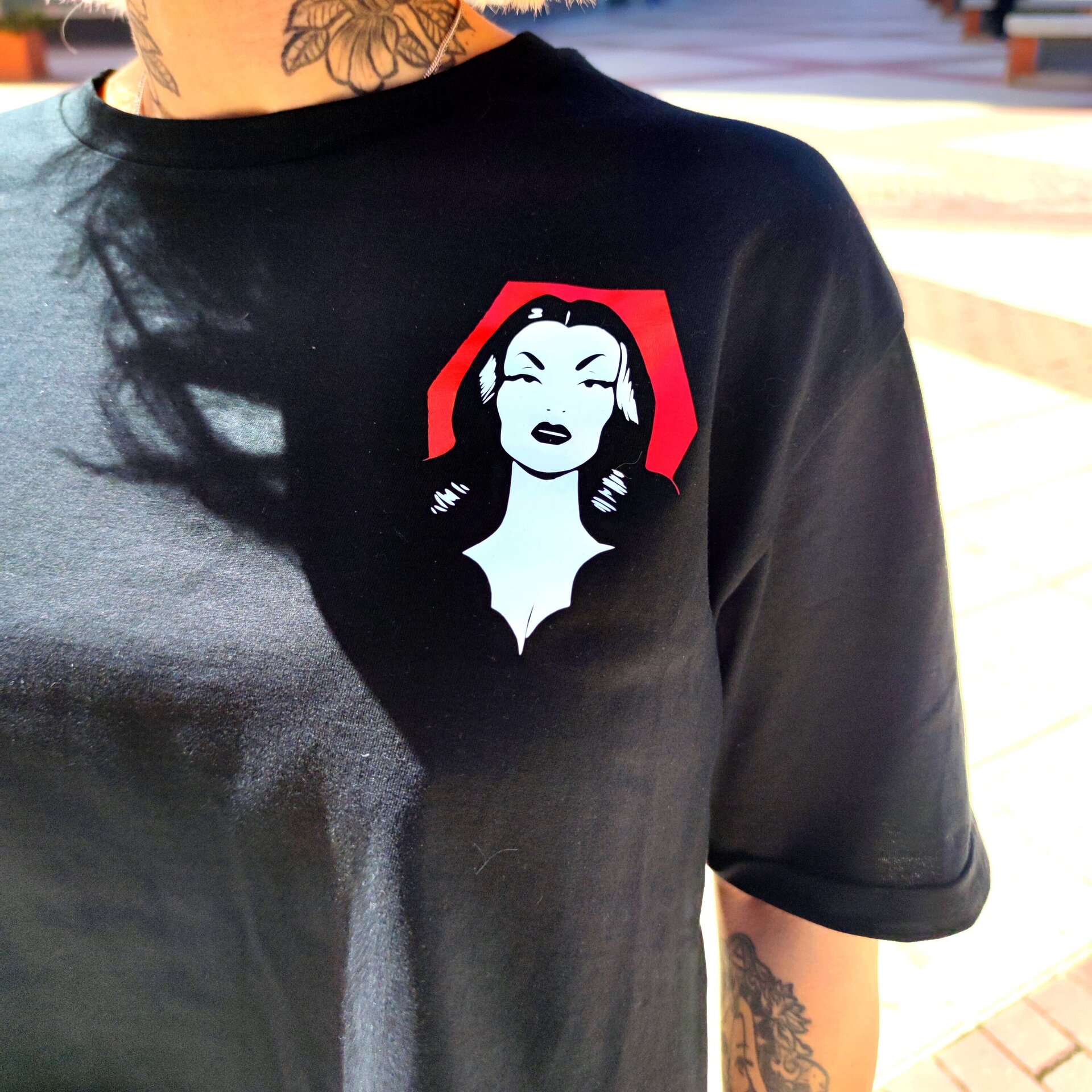 Camiseta Vampirella - 2